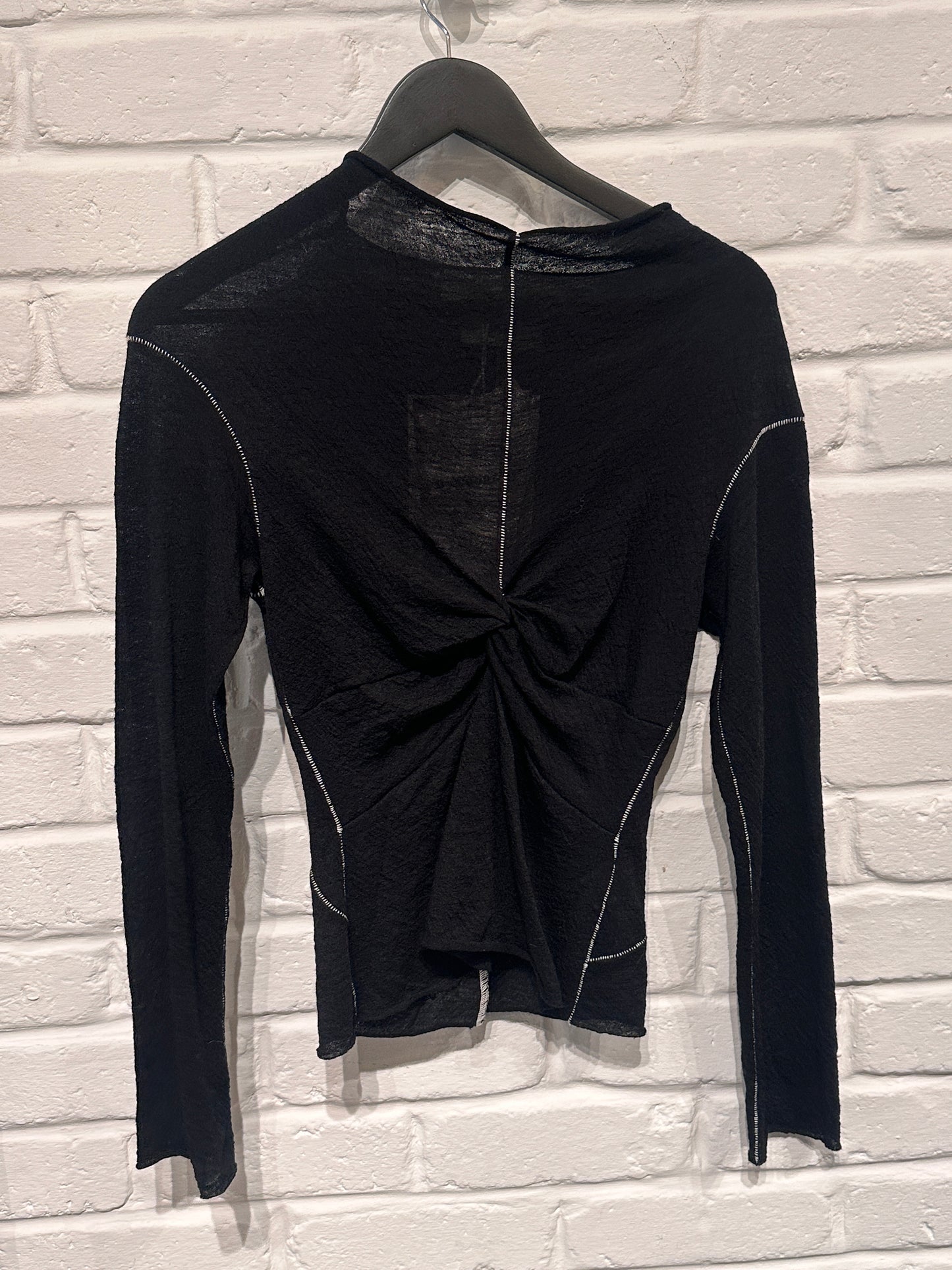 By Cookie.H Twist Knot Top